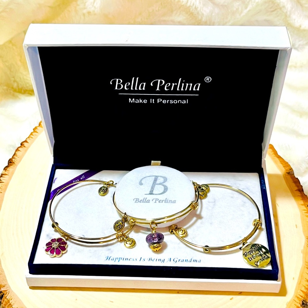 Bella Perlina grandmother charm “happiness is being a grandma” bracelet set NWT